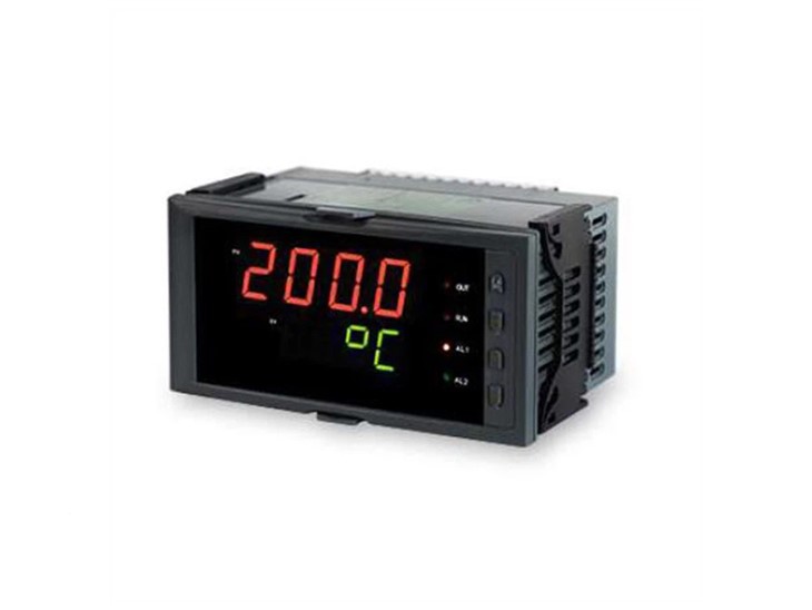 送信機のアクセサリは水中で使用できますか?